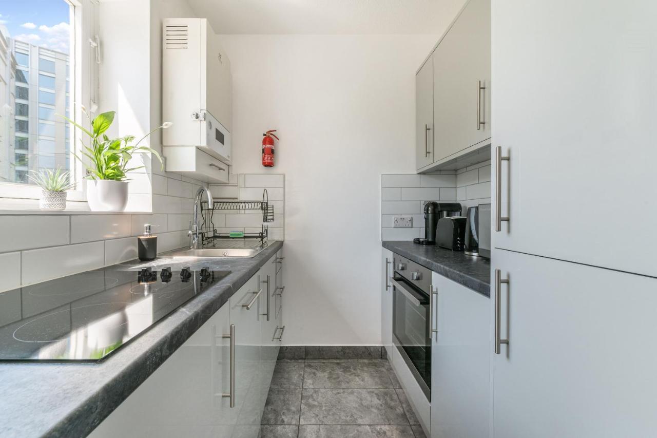 Lovely 1 Bedroom In Waterloo Appartamento *
